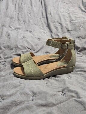 ARIAT Lisa Green Leather Ankle Strap Back Zipper Wedge Sandals 8.5B Western Boho